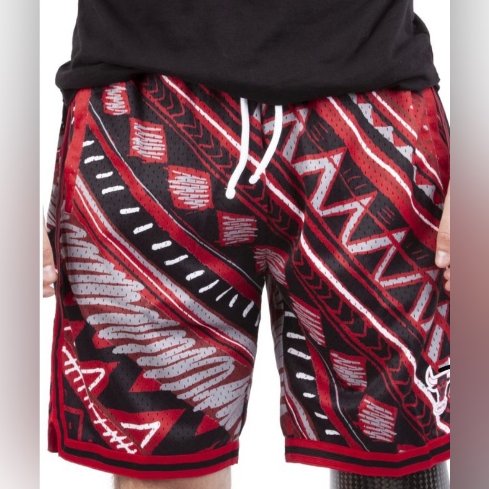 MITCHELL & NESS Chicago Bulls Game Day Pattern Mens Shorts S, L, Xl